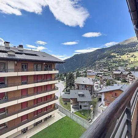 Arcade 605 Charming With South Facing Balcony Appartamento
